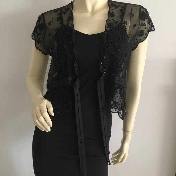 Dana Buchanan black short sleeve beaded shrug - Picture 2 of 8